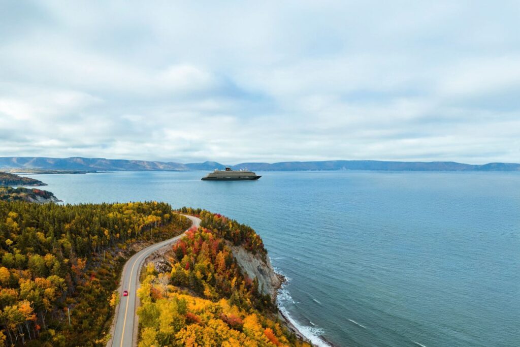 EXPLORA III langs de kust van Canada en New England